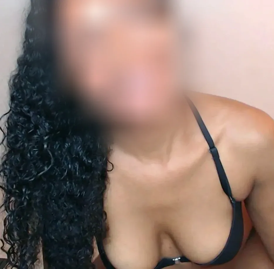 Abril, 38 años