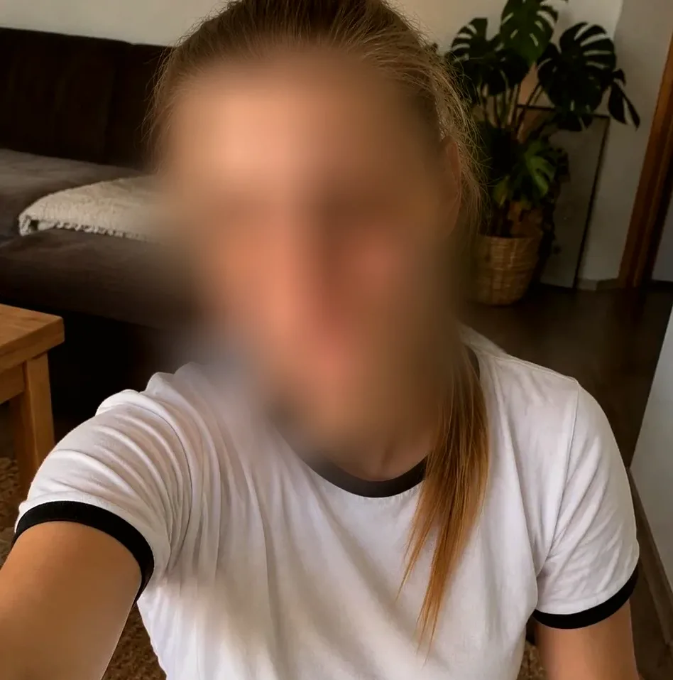 Ariadna, 21 años